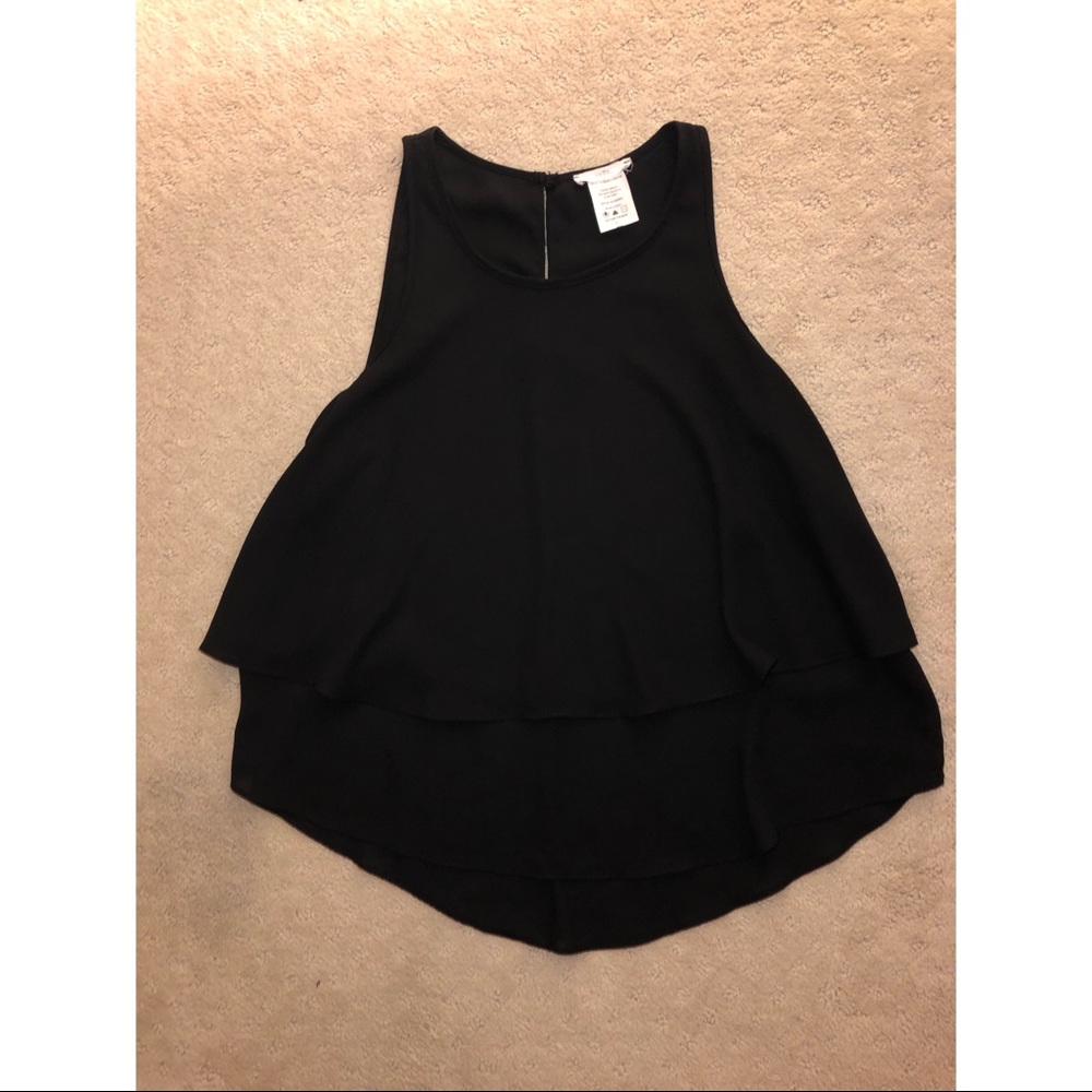 Black semi cropped tank top